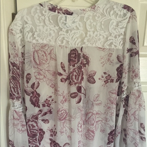 NWOT torrid flower peasant lace blouse - Picture 5 of 14